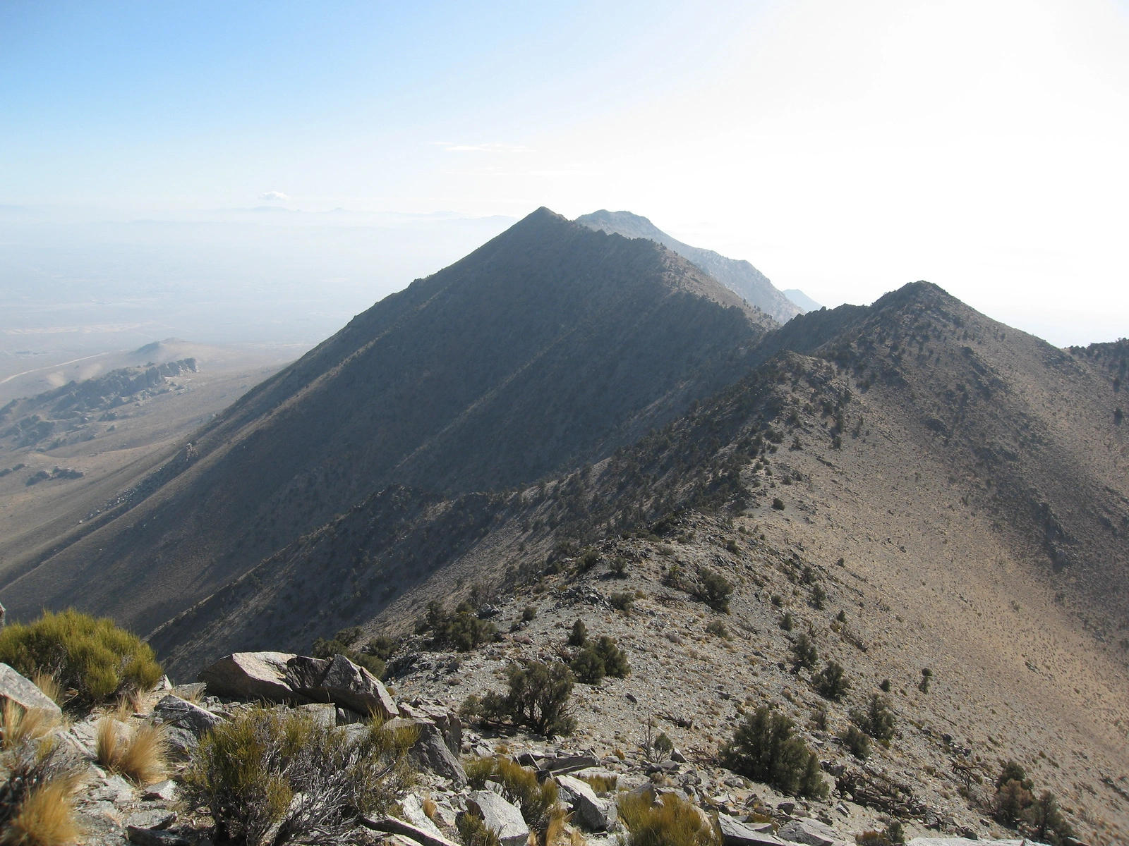 Ridge on the way to Backus Peak