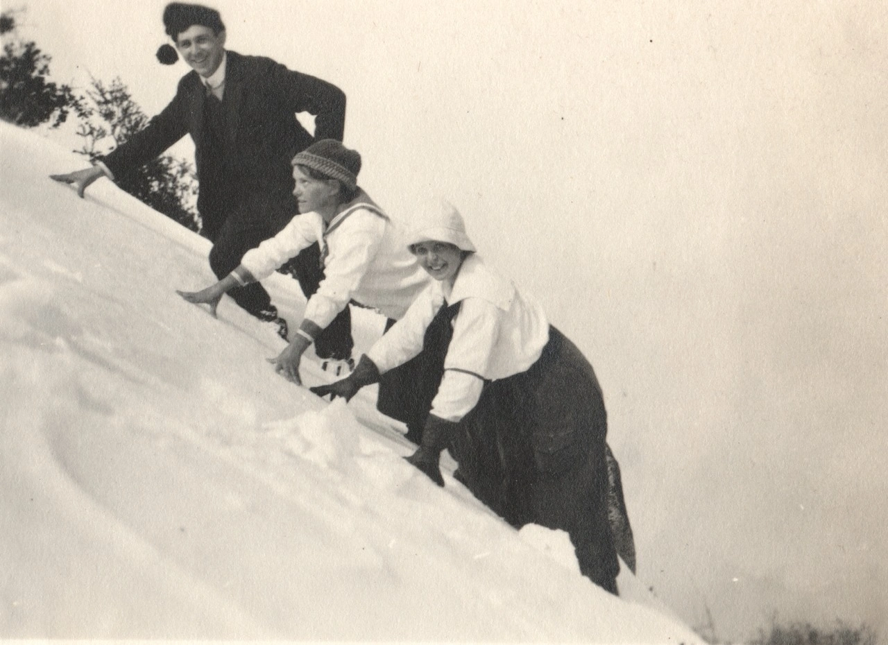Winter Sierra Club ascent of San Gabriel Peak, 1914